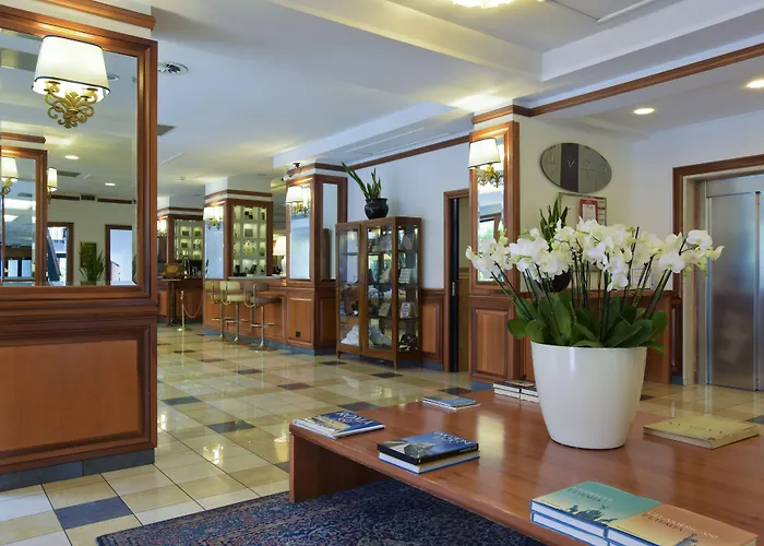 Grand Tiberio Otel 4*